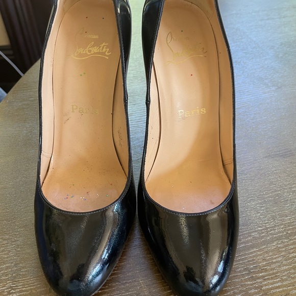Louboutin patent dark blue heels. Great condition. - Picture 2 of 9